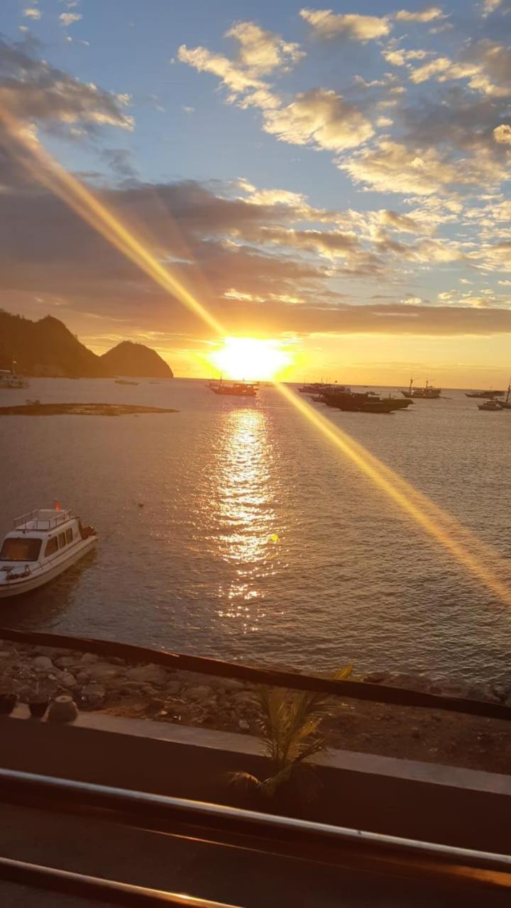 Bajo Sunset Hostel Labuan Bajo Exterior foto